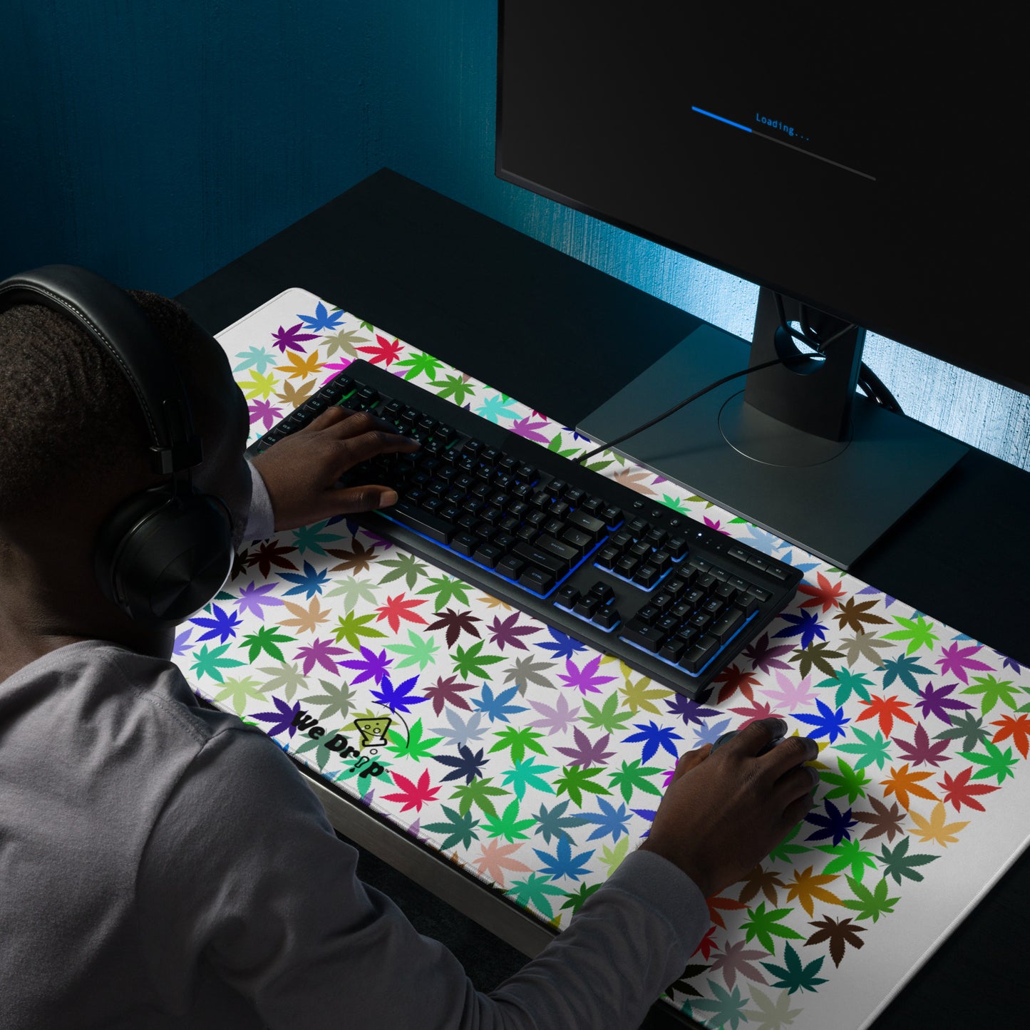 Prismatic Leaf White Gaming mouse pad